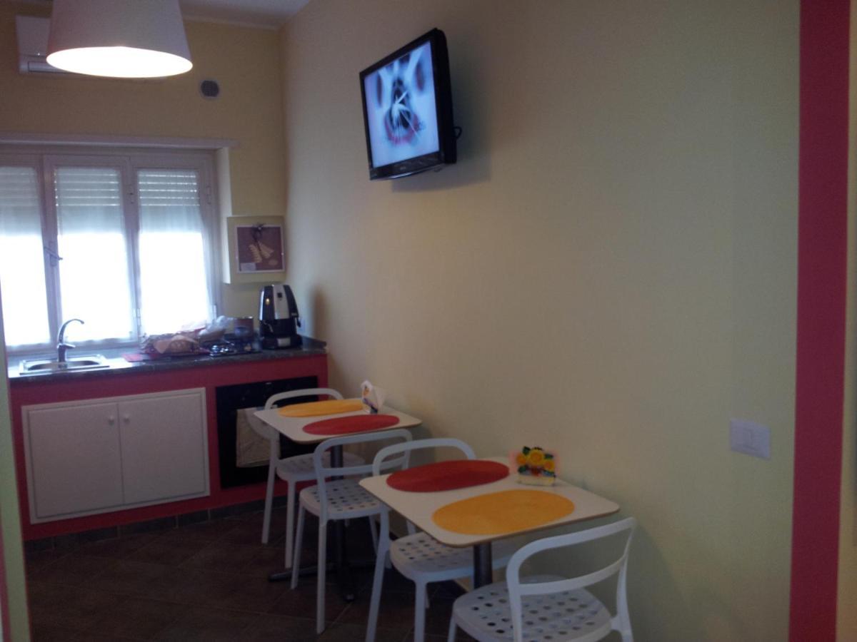 B&B Dimora Di Traiano Terracina Zewnętrze zdjęcie