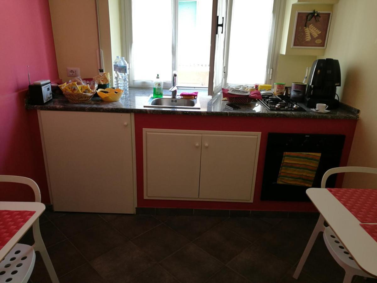 B&B Dimora Di Traiano Terracina Zewnętrze zdjęcie